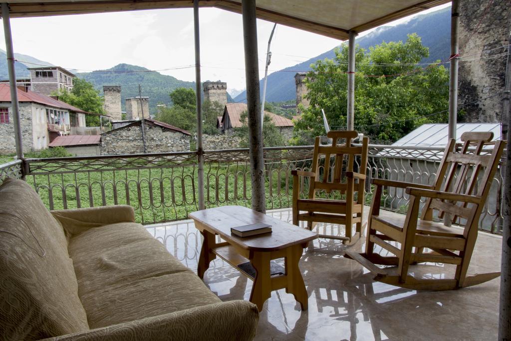 Guesthouse Ori Beli In Mestia Ngoại thất bức ảnh
